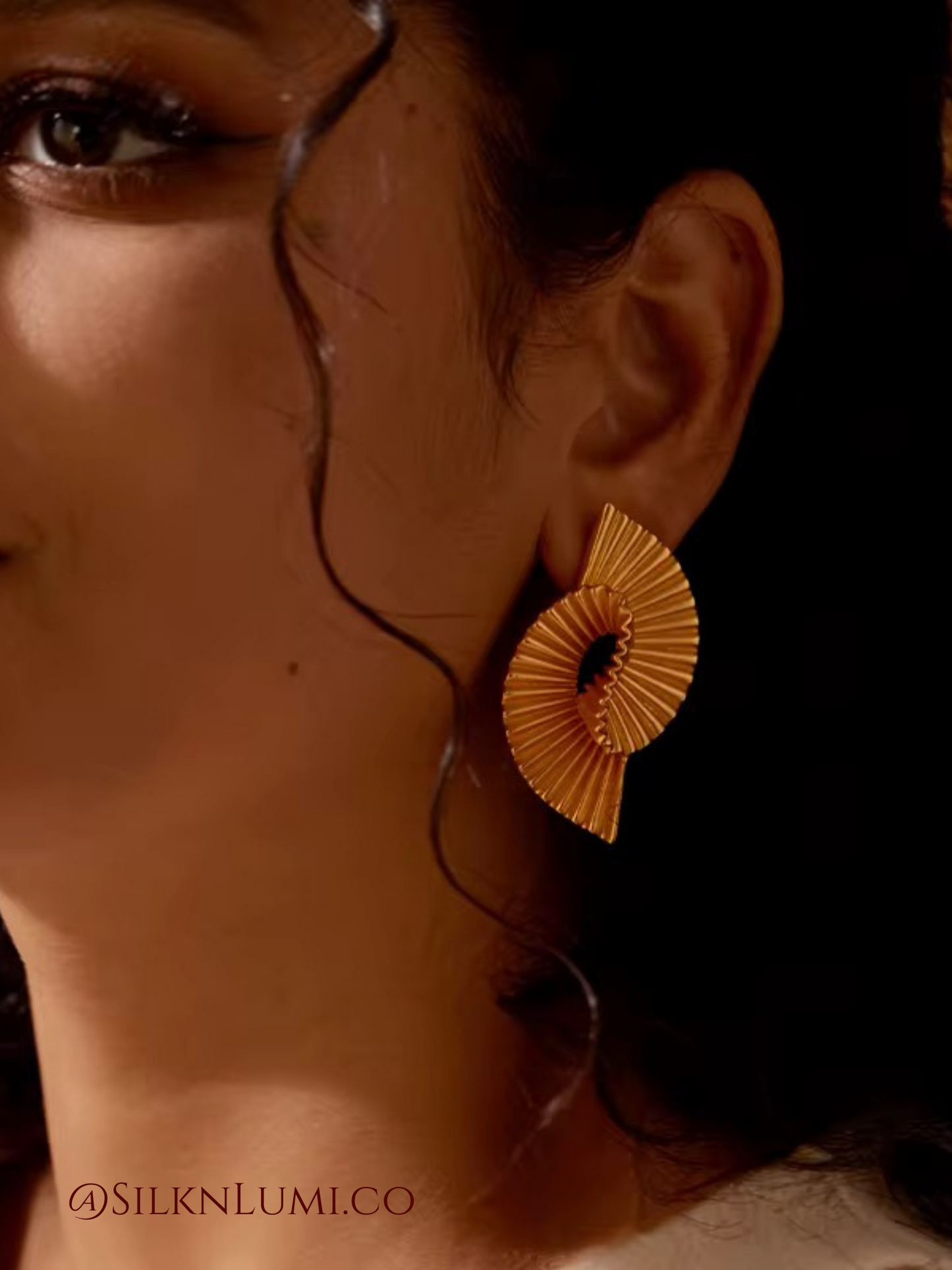 Lumi Pleated Earrings