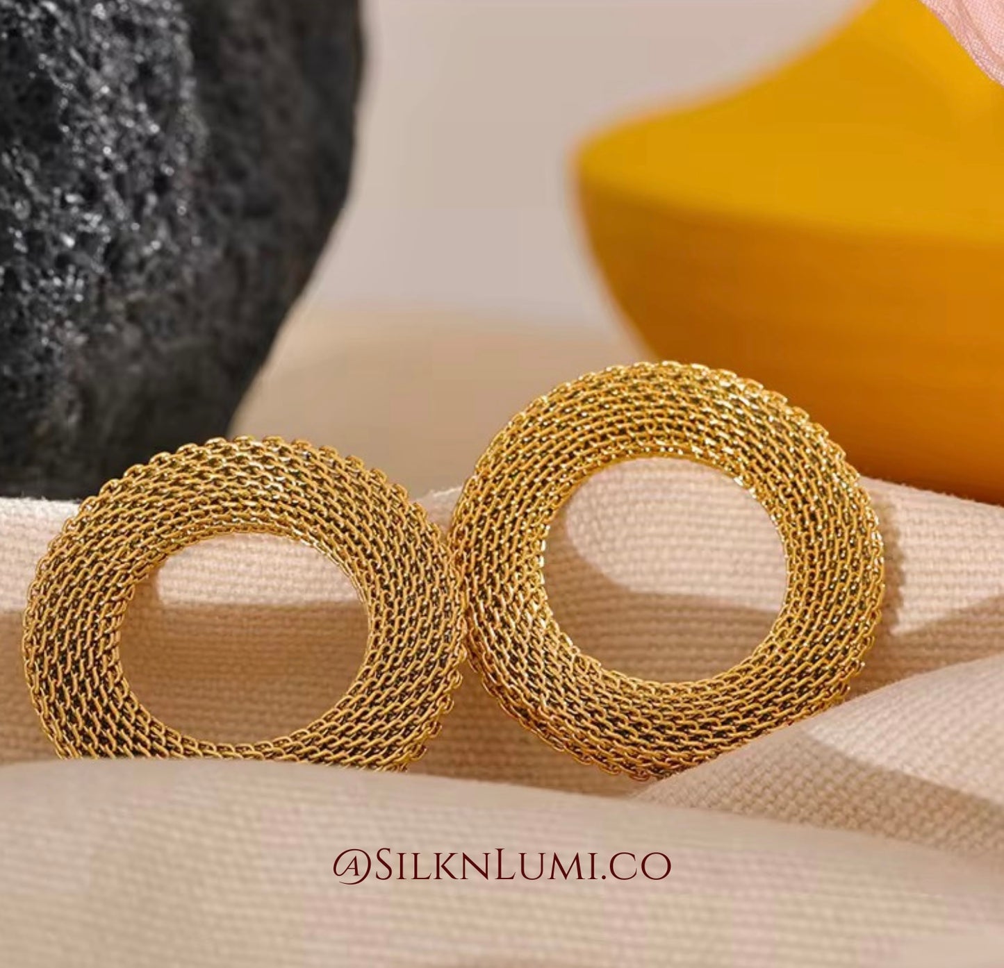Efua Textured Hollow Studs