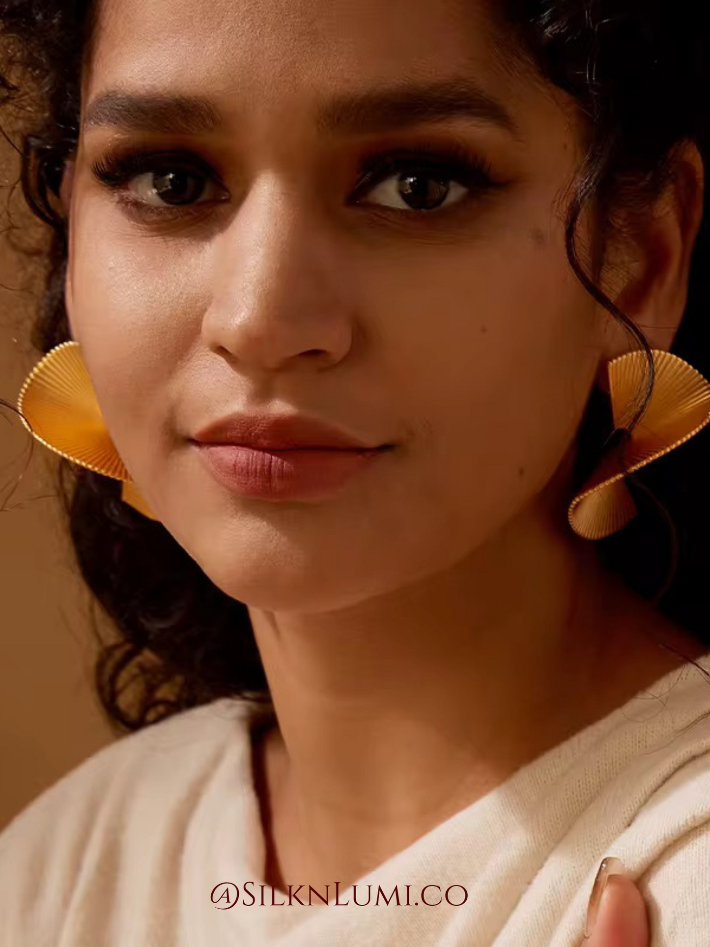 Lumi Symmetric Fan earrings